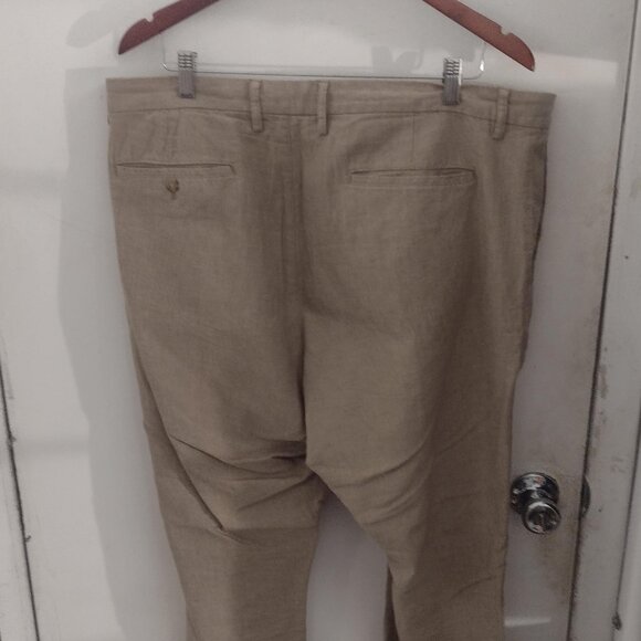 Old Navy Linen-Blend Suit, XL Jacket & 40WX30L Chinos, Light Khaki - Picture 3 of 9